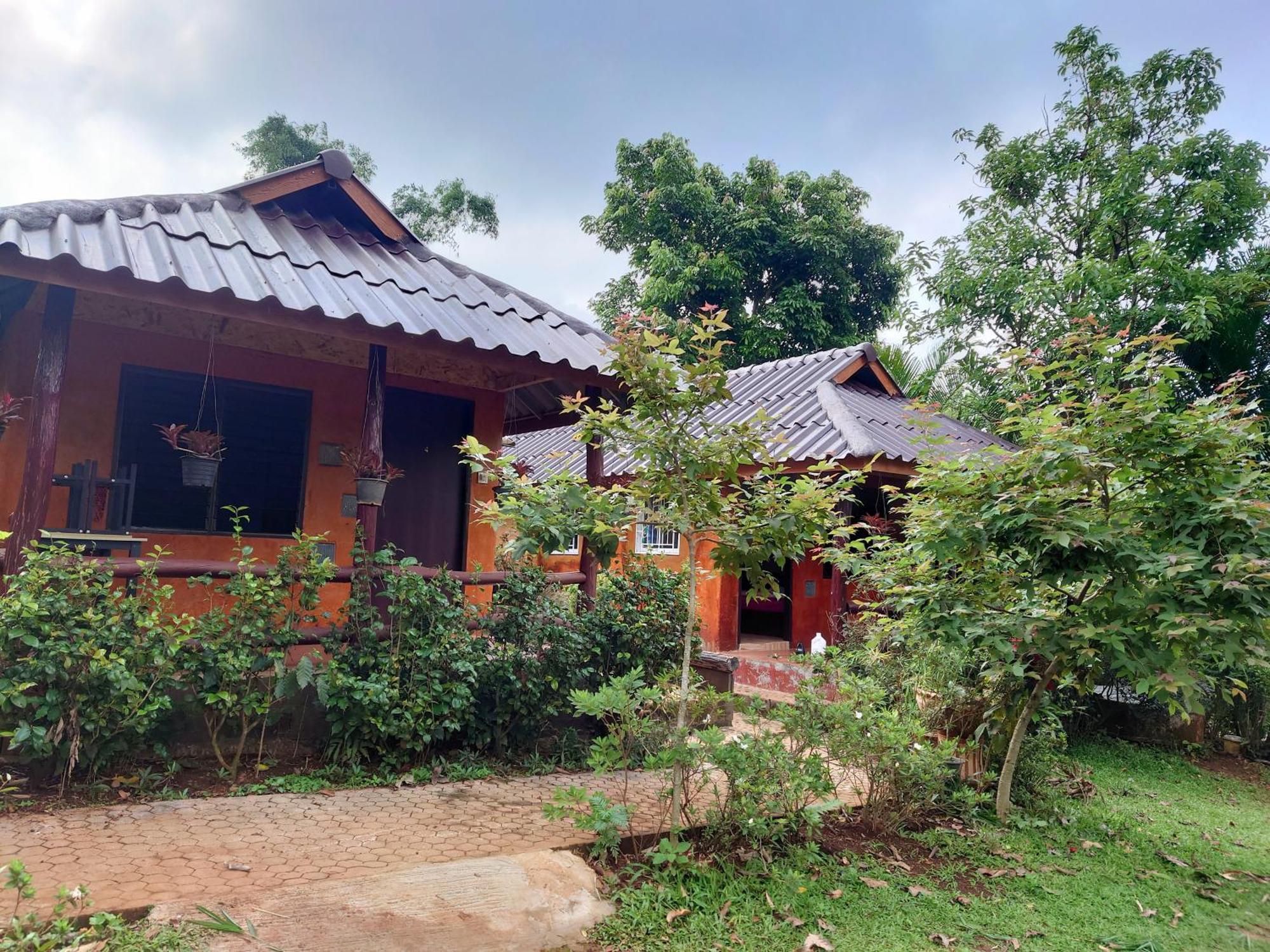บ้านดินโฮมสเตย์ ปางอุ๋ง Ban Huai Makhuea Som Exterior foto